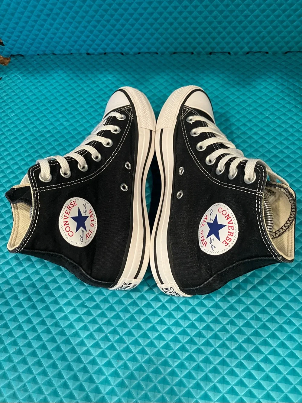 CONVERSE Unisex Chuck Taylor All Star High Top Sneakers. | 4.5M - 6.5 W